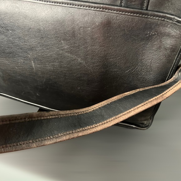 Coach Vintage Leather Essex Briefcase Messenger Bag Unisex - Picture 7 of 10